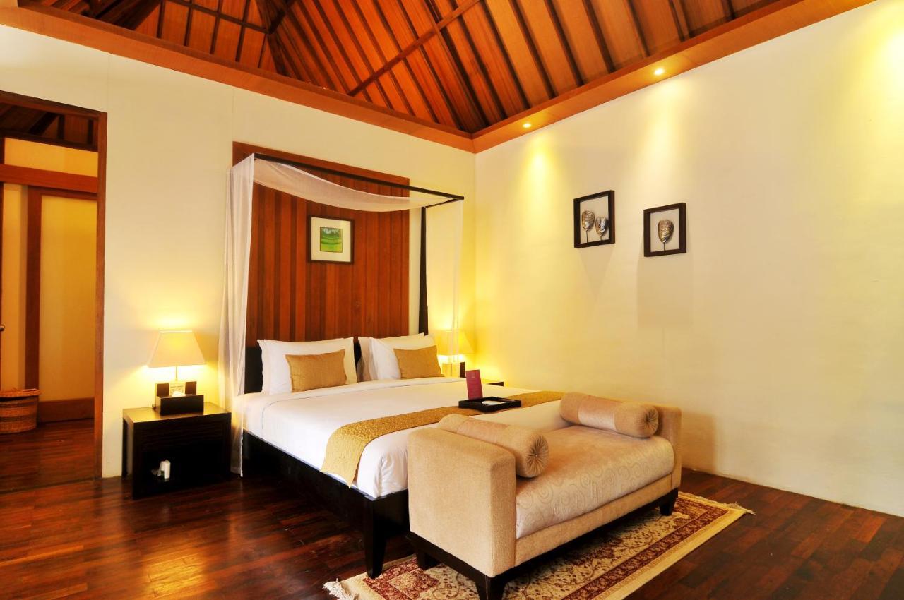 Marbella Pool Suites Seminyak Exterior photo