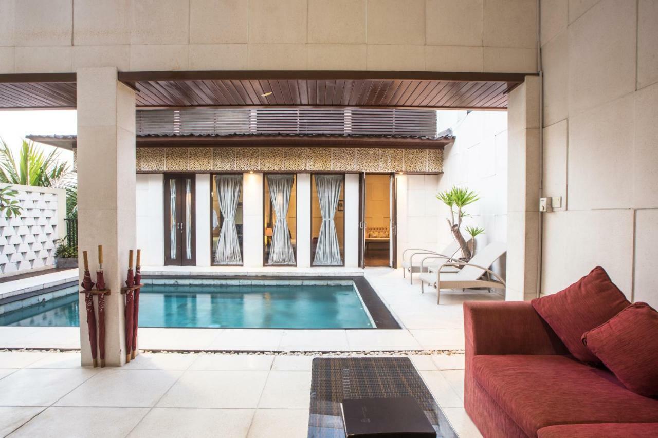 Marbella Pool Suites Seminyak Exterior photo