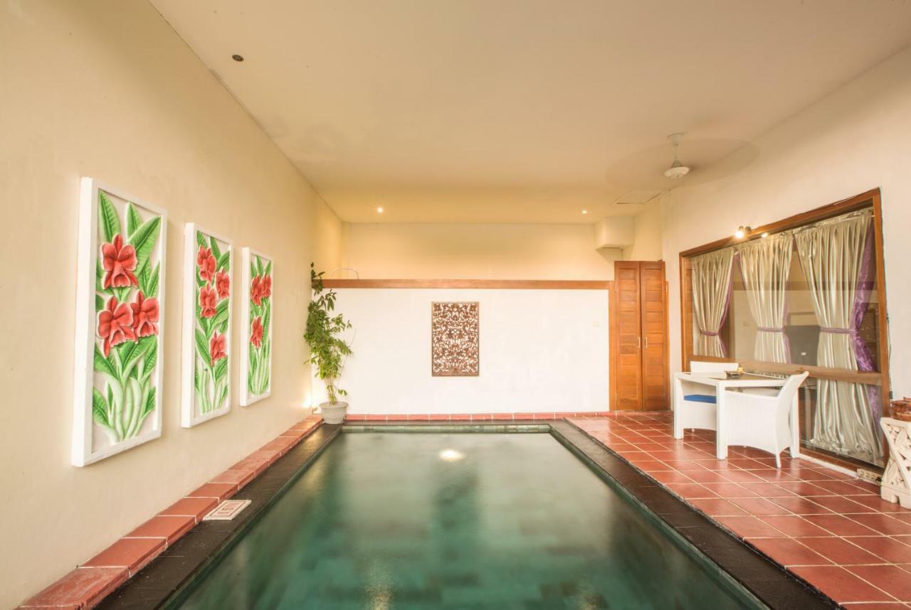 Marbella Pool Suites Seminyak Exterior photo