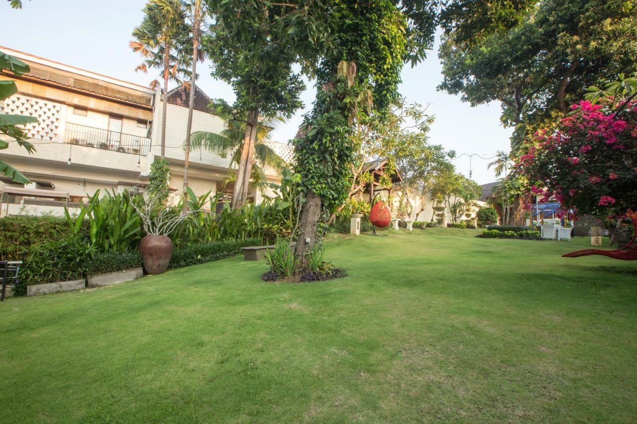 Marbella Pool Suites Seminyak Exterior photo